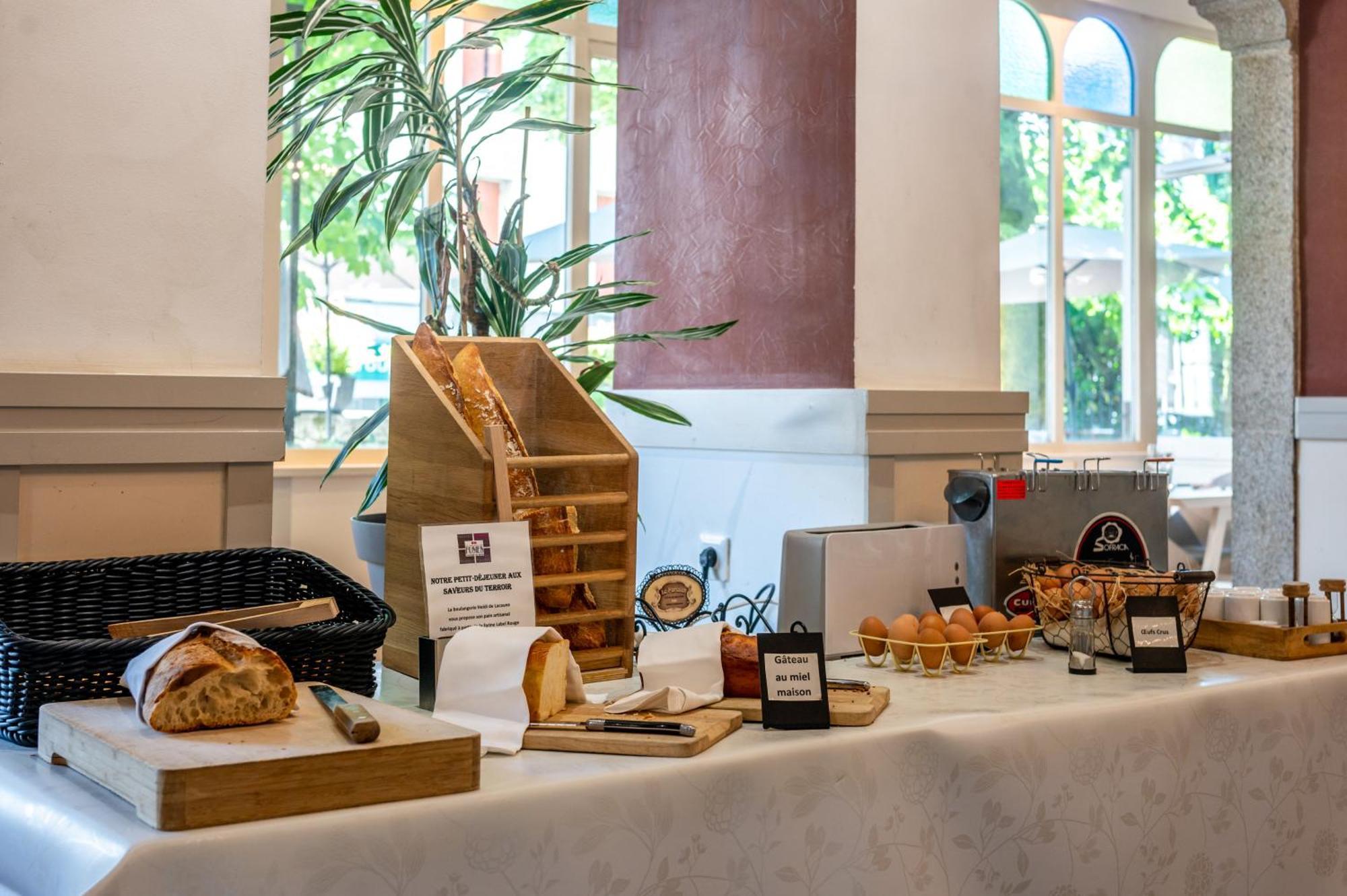 Hotel Logis Le Relais De Fusies