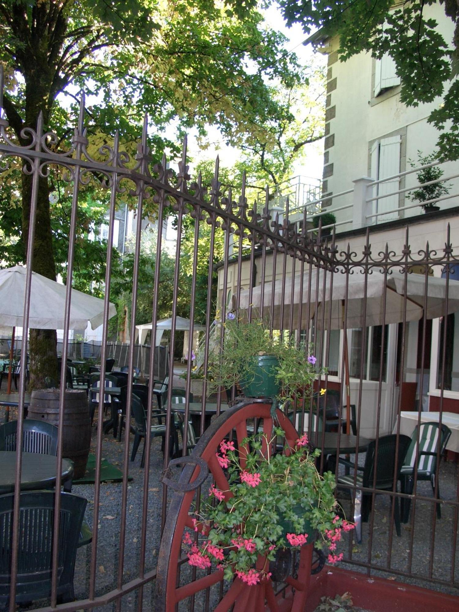 Hotel Logis Le Relais De Fusies Lacaune